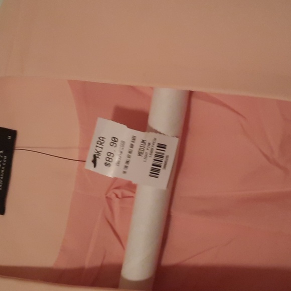 A jacket - Picture 5 of 6